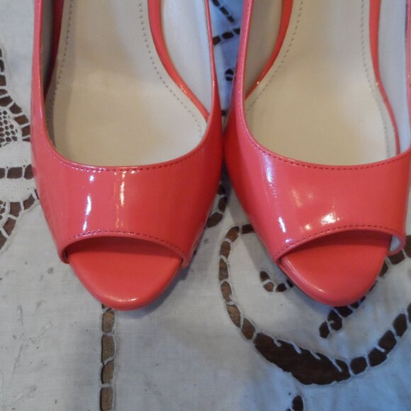 New Prada Hot Pink Calf Patent Leather Peep Toe Heeled Pumps Size 38.5B - Picture 5 of 16